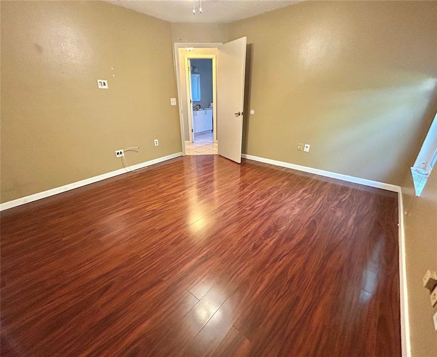 На продажу: $500,000 (4 спален, 3 ванн, 2321 Квадратных фут)