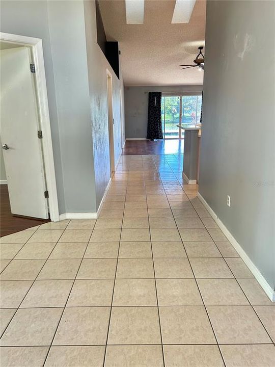 На продажу: $500,000 (4 спален, 3 ванн, 2321 Квадратных фут)