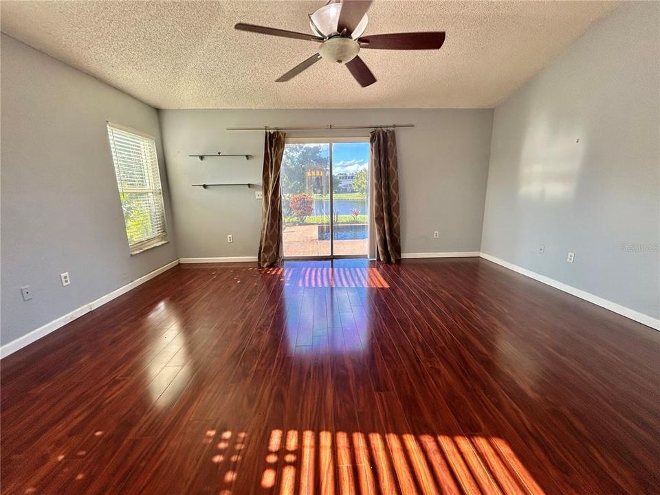 На продажу: $500,000 (4 спален, 3 ванн, 2321 Квадратных фут)