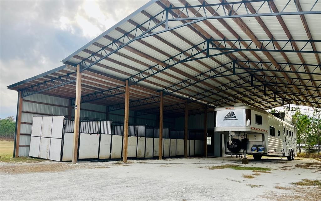 For Sale: $1,625,000 (3 beds, 2 baths, 2039 Square Feet)