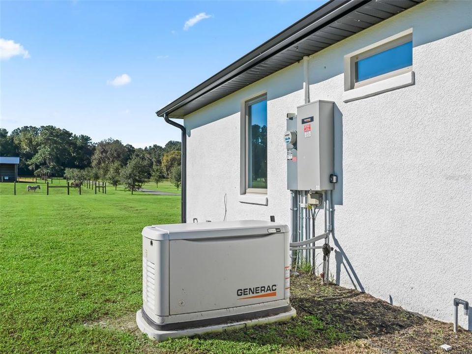 For Sale: $1,625,000 (3 beds, 2 baths, 2039 Square Feet)