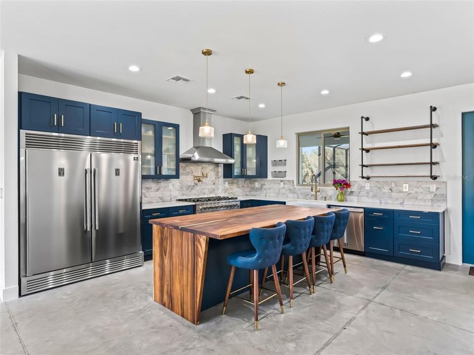 For Sale: $1,625,000 (3 beds, 2 baths, 2039 Square Feet)