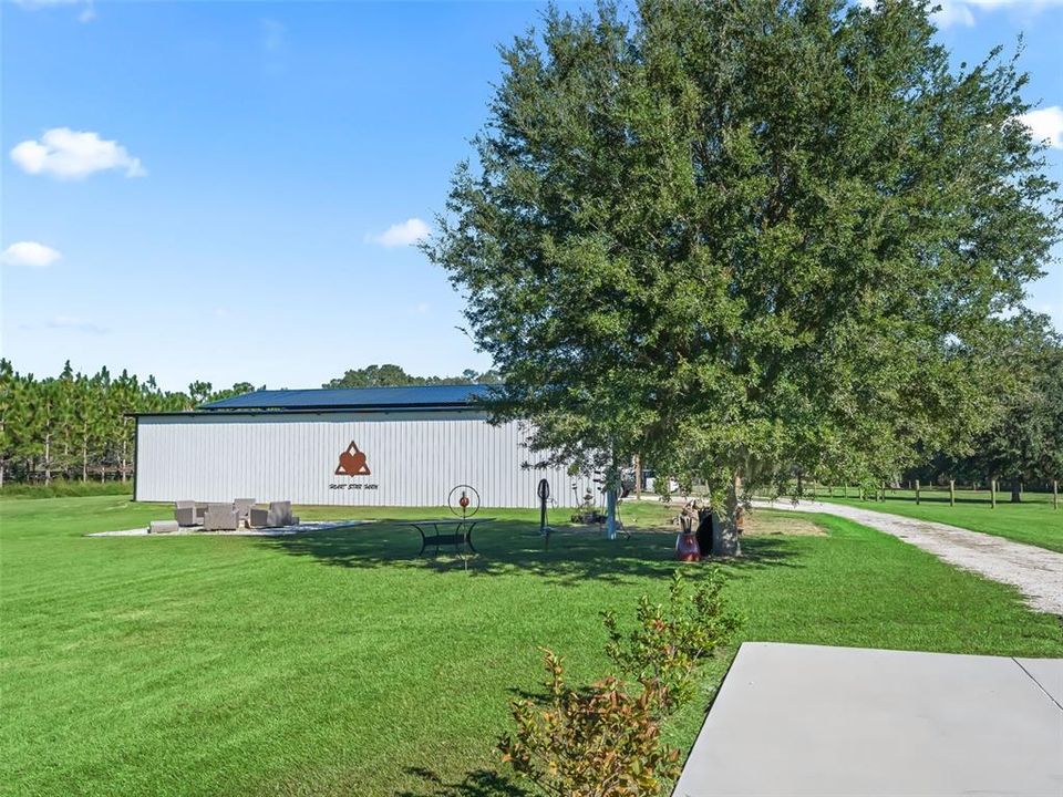 For Sale: $1,625,000 (3 beds, 2 baths, 2039 Square Feet)