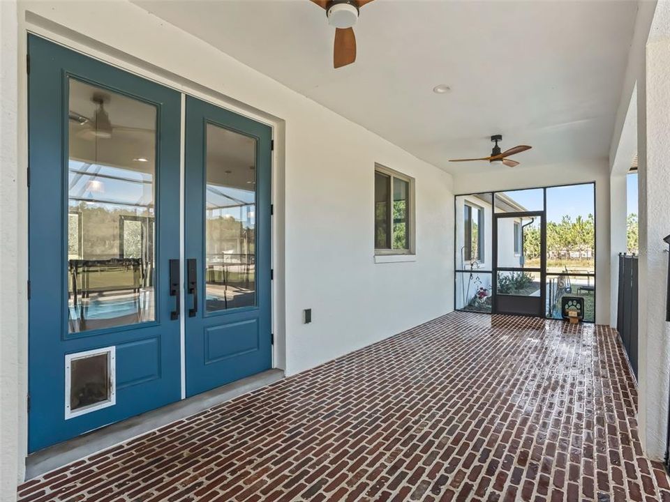 For Sale: $1,625,000 (3 beds, 2 baths, 2039 Square Feet)