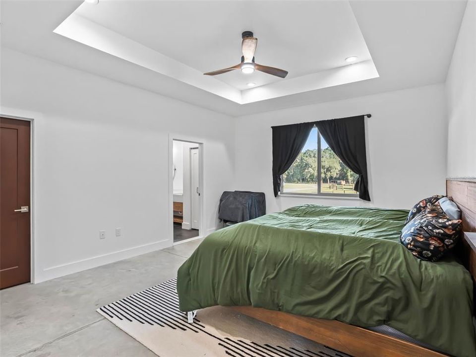 For Sale: $1,625,000 (3 beds, 2 baths, 2039 Square Feet)