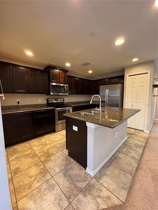 For Rent: $2,450 (4 beds, 3 baths, 1742 Square Feet)