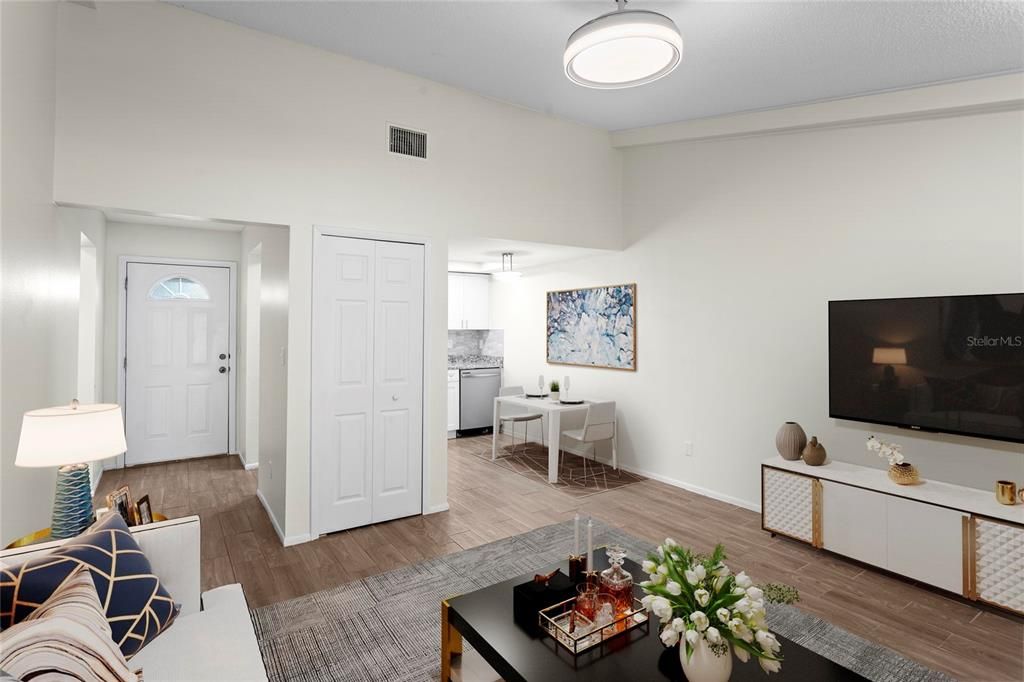 В аренду: $1,700 (2 спален, 1 ванн, 804 Квадратных фут)