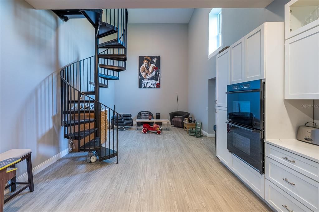 待售: $1,200,000 (15.00 acres)