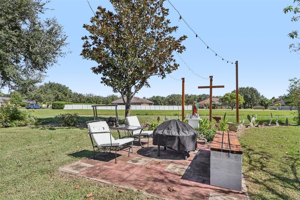 For Sale: $716,800 (4 beds, 2 baths, 2608 Square Feet)