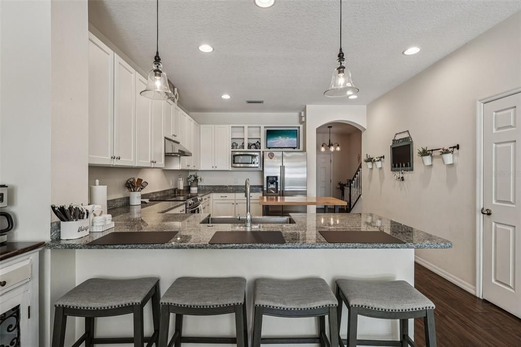 For Sale: $716,800 (4 beds, 2 baths, 2608 Square Feet)