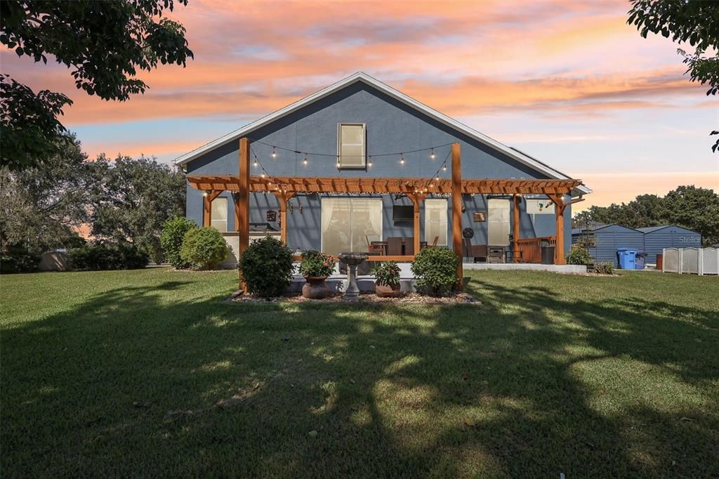 For Sale: $716,800 (4 beds, 2 baths, 2608 Square Feet)