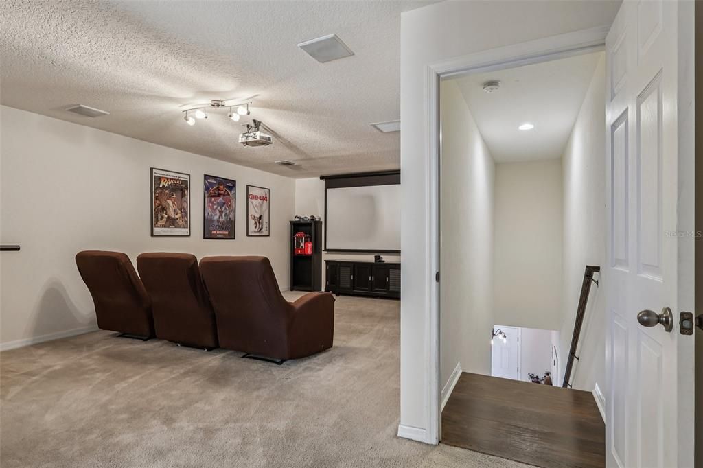 For Sale: $716,800 (4 beds, 2 baths, 2608 Square Feet)