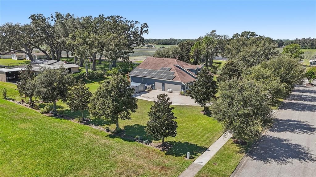 For Sale: $716,800 (4 beds, 2 baths, 2608 Square Feet)