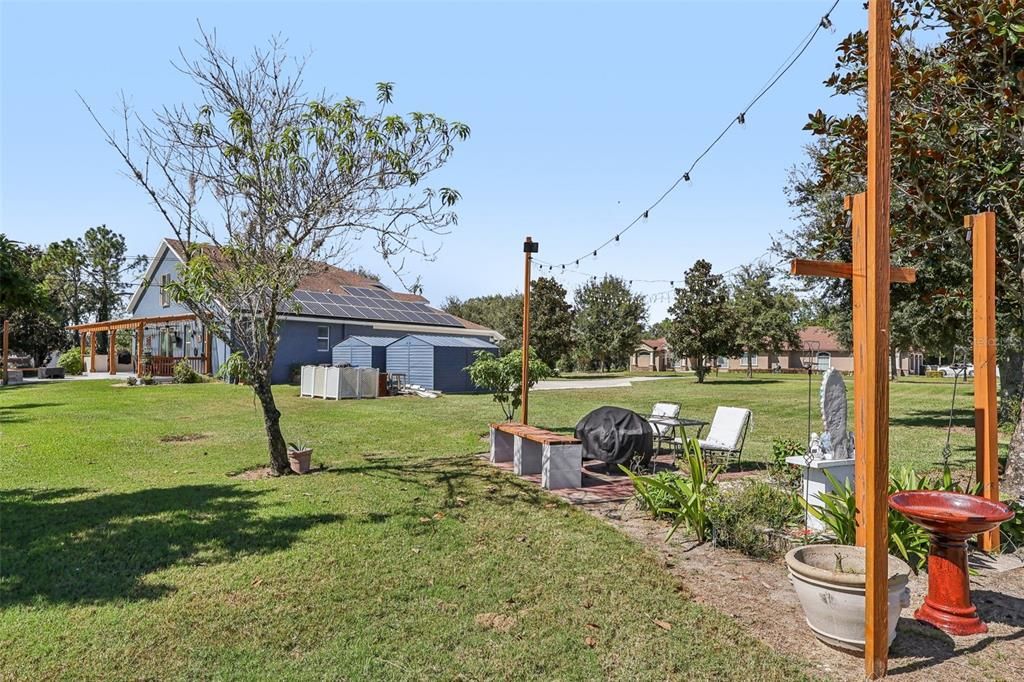 For Sale: $716,800 (4 beds, 2 baths, 2608 Square Feet)