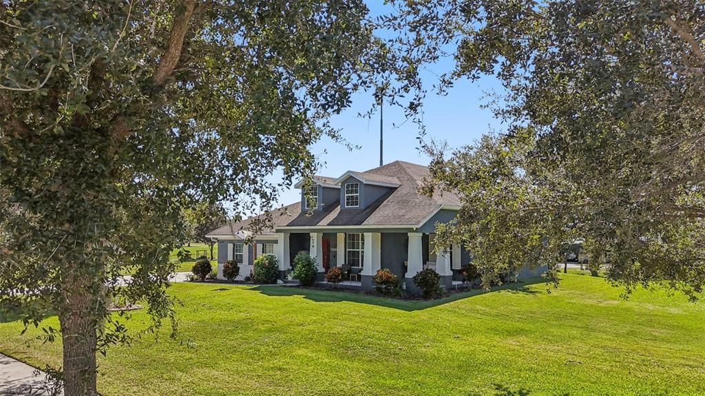 For Sale: $716,800 (4 beds, 2 baths, 2608 Square Feet)