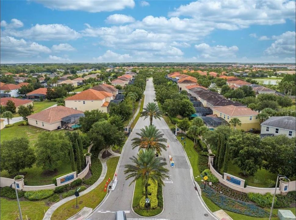 For Sale: $679,900 (6 beds, 5 baths, 3136 Square Feet)