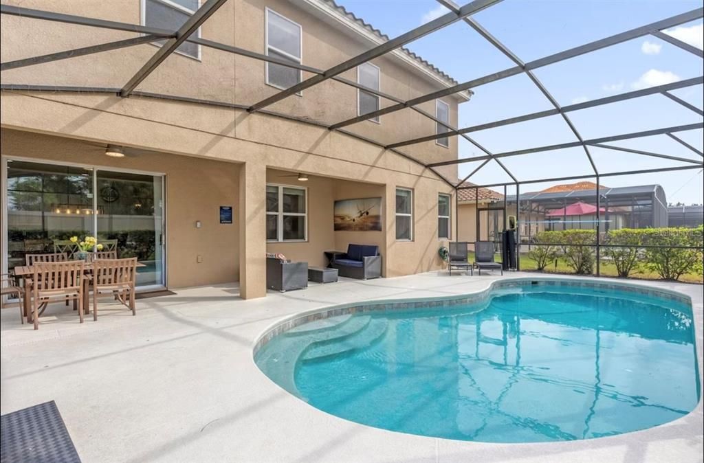 For Sale: $679,900 (6 beds, 5 baths, 3136 Square Feet)