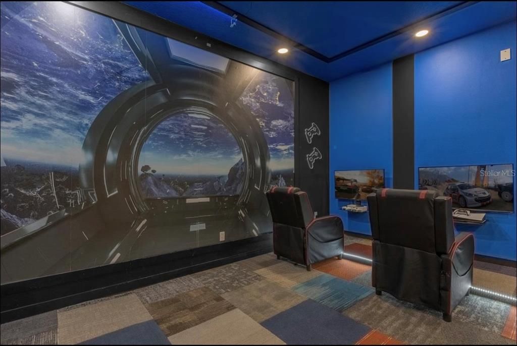 For Sale: $679,900 (6 beds, 5 baths, 3136 Square Feet)