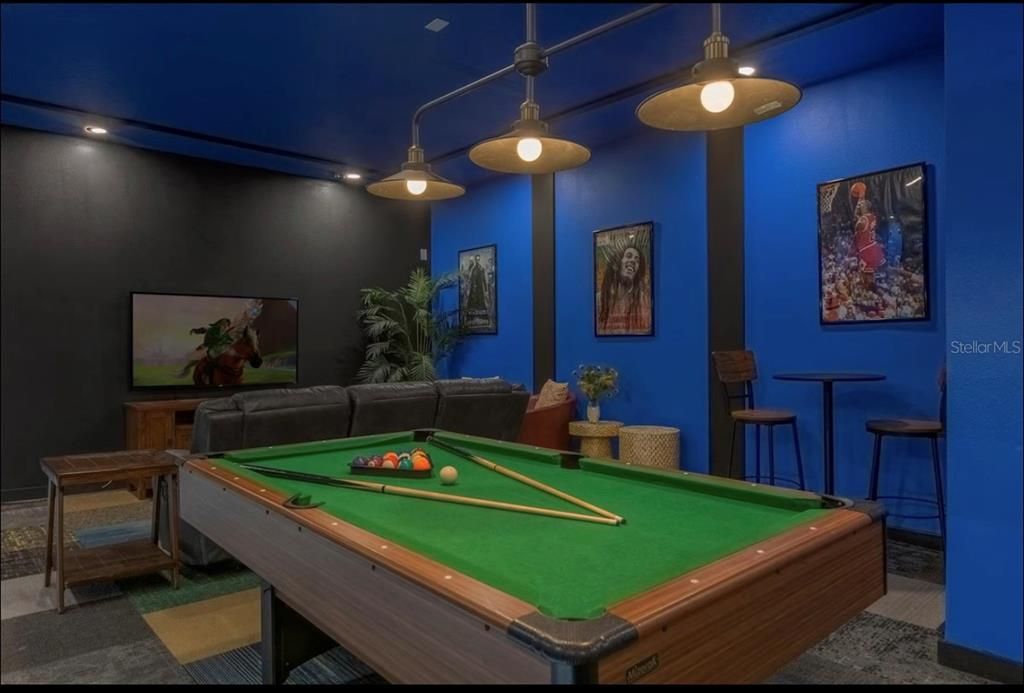 For Sale: $679,900 (6 beds, 5 baths, 3136 Square Feet)