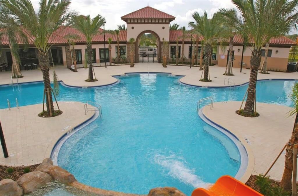 For Sale: $679,900 (6 beds, 5 baths, 3136 Square Feet)