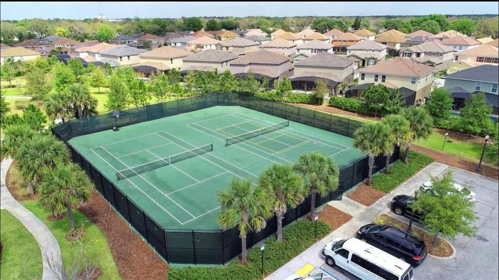 For Sale: $679,900 (6 beds, 5 baths, 3136 Square Feet)