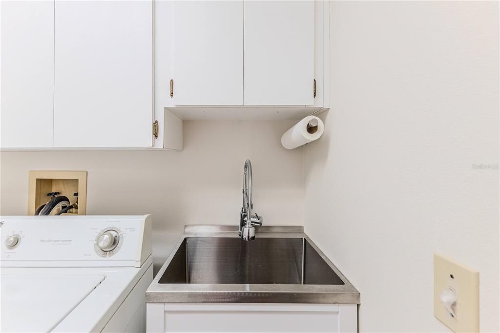 For Sale: $245,000 (2 beds, 2 baths, 1468 Square Feet)