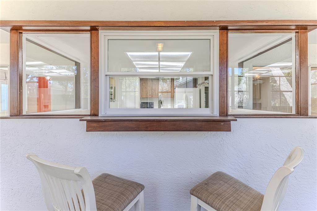 For Sale: $245,000 (2 beds, 2 baths, 1468 Square Feet)