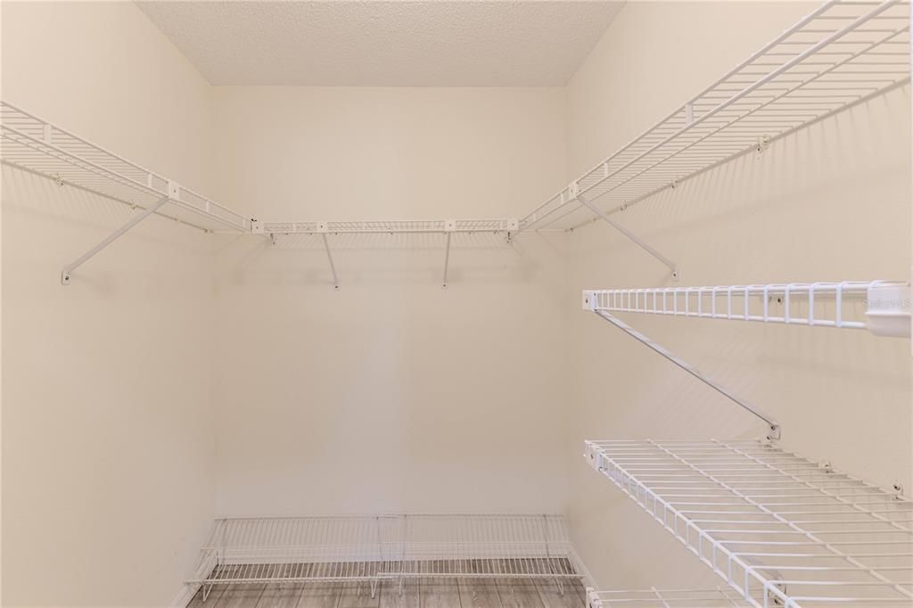 For Sale: $245,000 (2 beds, 2 baths, 1468 Square Feet)