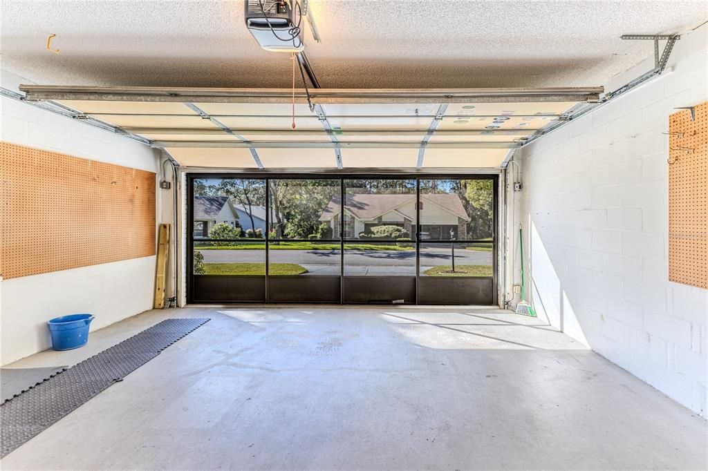 For Sale: $245,000 (2 beds, 2 baths, 1468 Square Feet)