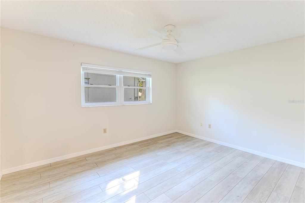 For Sale: $245,000 (2 beds, 2 baths, 1468 Square Feet)