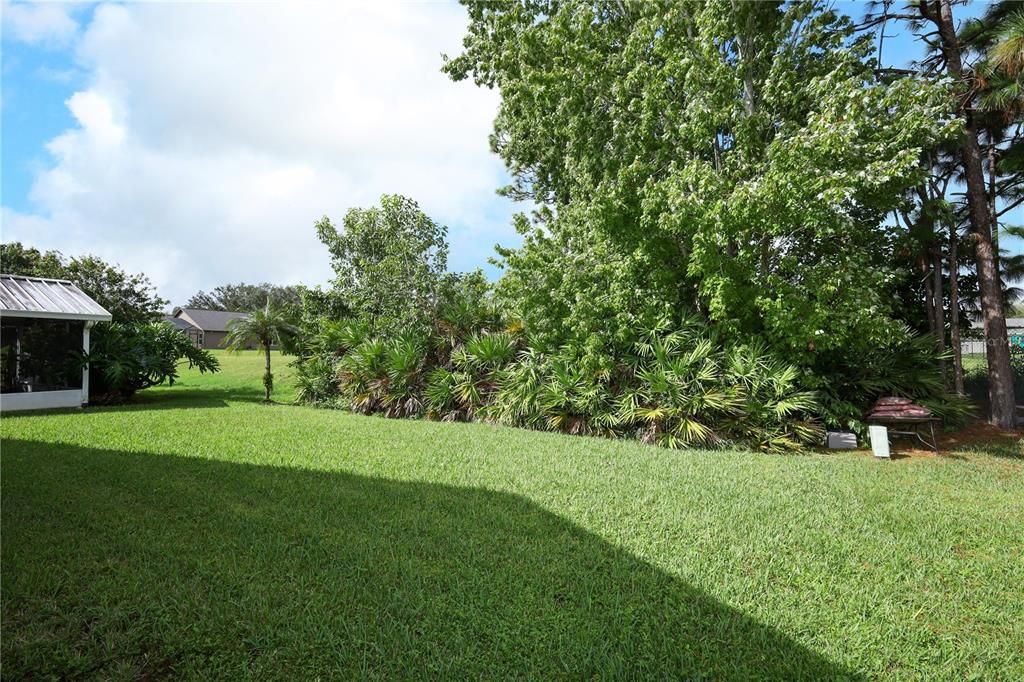 Active With Contract: $415,000 (3 beds, 2 baths, 1522 Square Feet)