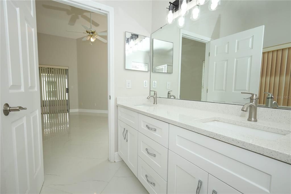 Active With Contract: $415,000 (3 beds, 2 baths, 1522 Square Feet)