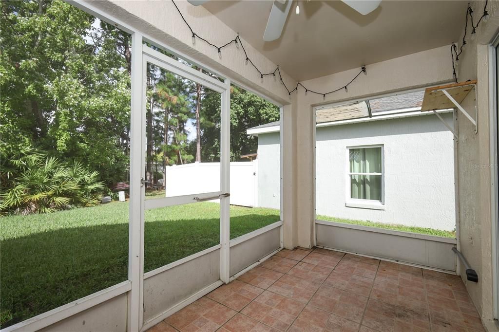 Active With Contract: $415,000 (3 beds, 2 baths, 1522 Square Feet)