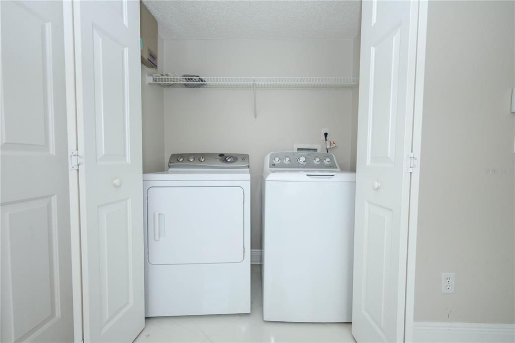 Active With Contract: $415,000 (3 beds, 2 baths, 1522 Square Feet)