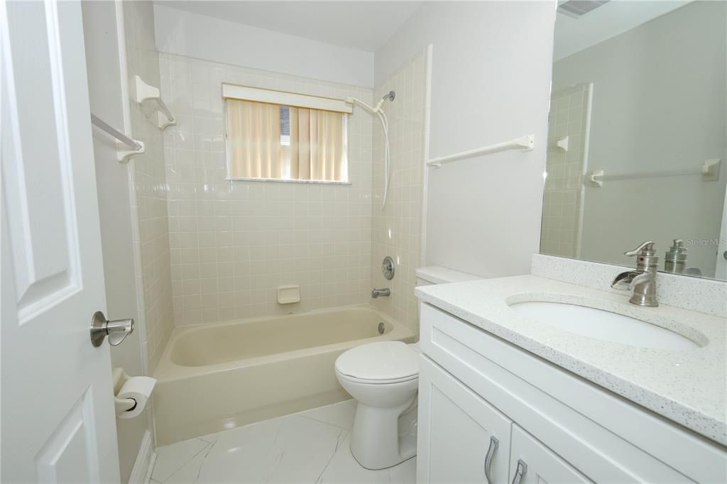 Active With Contract: $415,000 (3 beds, 2 baths, 1522 Square Feet)