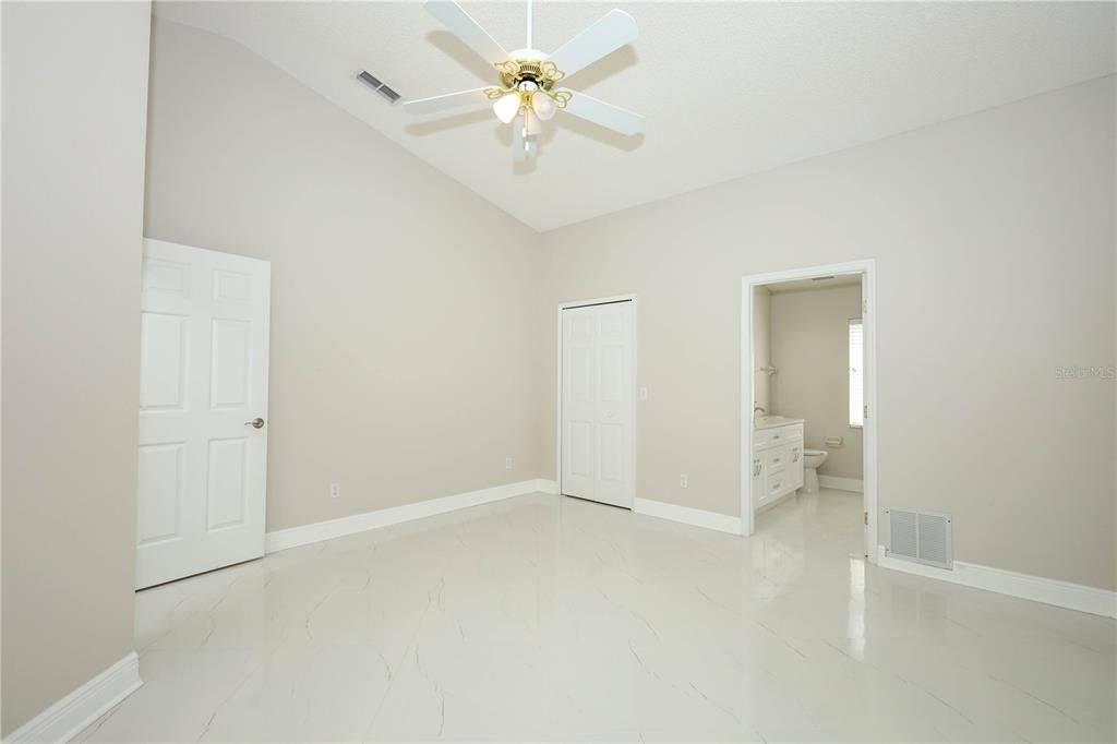 Active With Contract: $415,000 (3 beds, 2 baths, 1522 Square Feet)