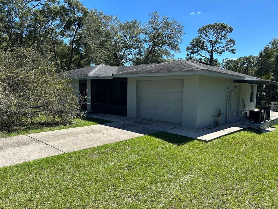 На продажу: $239,000 (2 спален, 2 ванн, 1386 Квадратных фут)