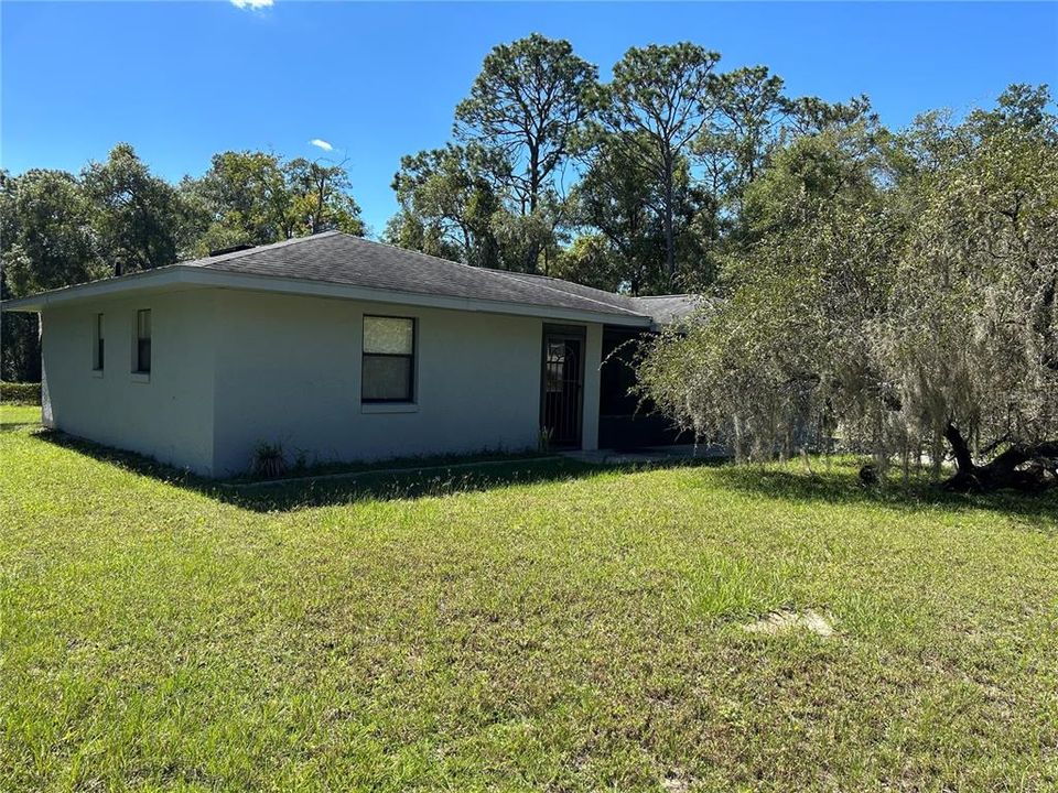 На продажу: $239,000 (2 спален, 2 ванн, 1386 Квадратных фут)