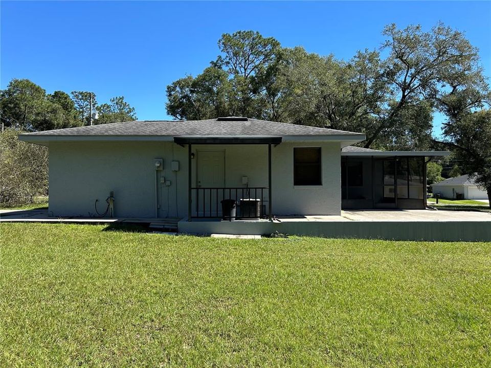 На продажу: $239,000 (2 спален, 2 ванн, 1386 Квадратных фут)