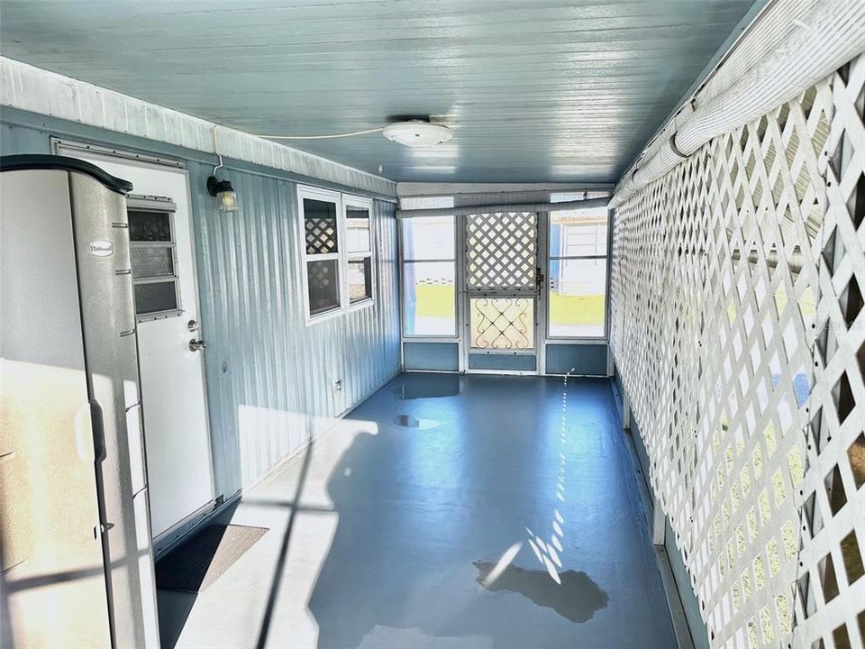 待售: $89,500 (2 贝兹, 1 浴室, 720 平方英尺)