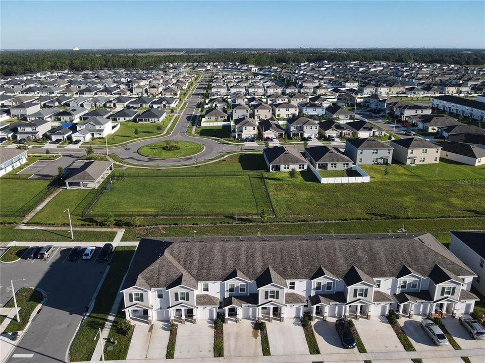 На продажу: $310,000 (3 спален, 2 ванн, 1689 Квадратных фут)