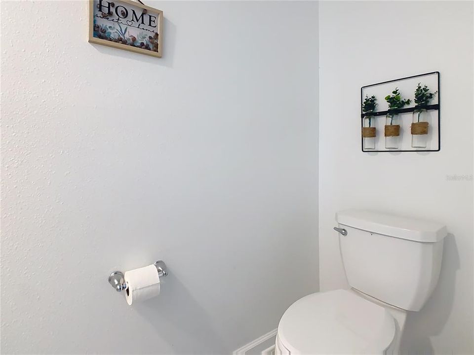 На продажу: $310,000 (3 спален, 2 ванн, 1689 Квадратных фут)