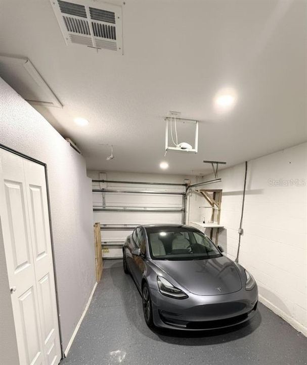 For Sale: $349,990 (4 beds, 2 baths, 1656 Square Feet)