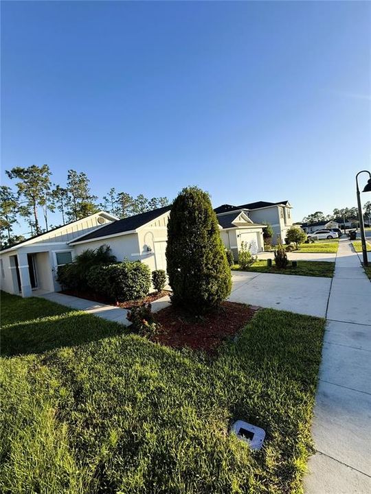 For Sale: $349,990 (4 beds, 2 baths, 1656 Square Feet)