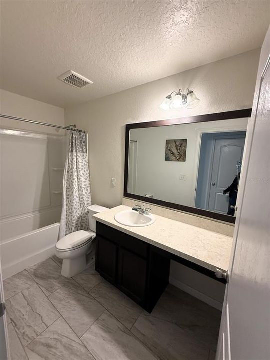 For Sale: $349,990 (4 beds, 2 baths, 1656 Square Feet)