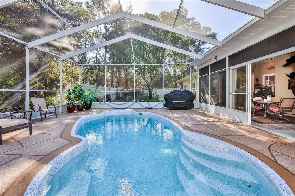 En Venta: $999,000 (4 camas, 3 baños, 3541 Pies cuadrados)