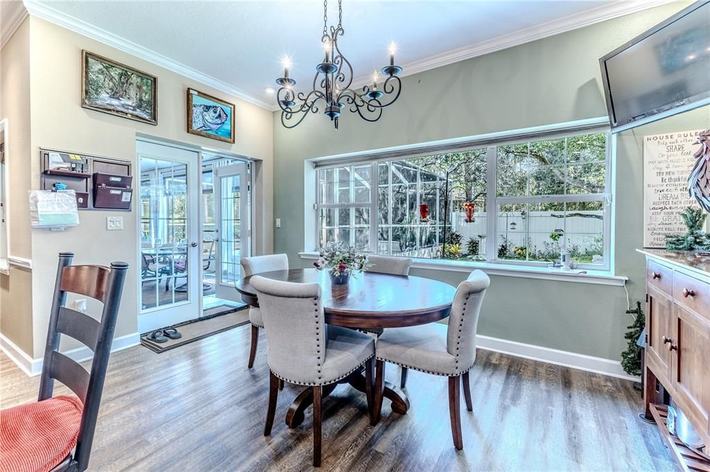 En Venta: $999,000 (4 camas, 3 baños, 3541 Pies cuadrados)