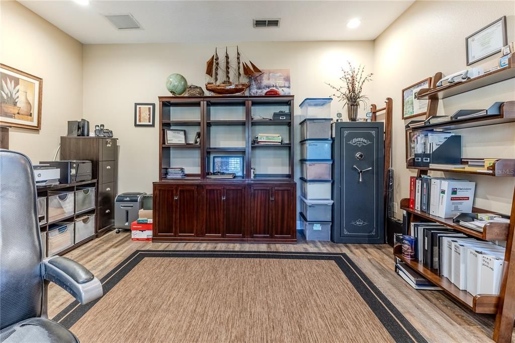 En Venta: $999,000 (4 camas, 3 baños, 3541 Pies cuadrados)