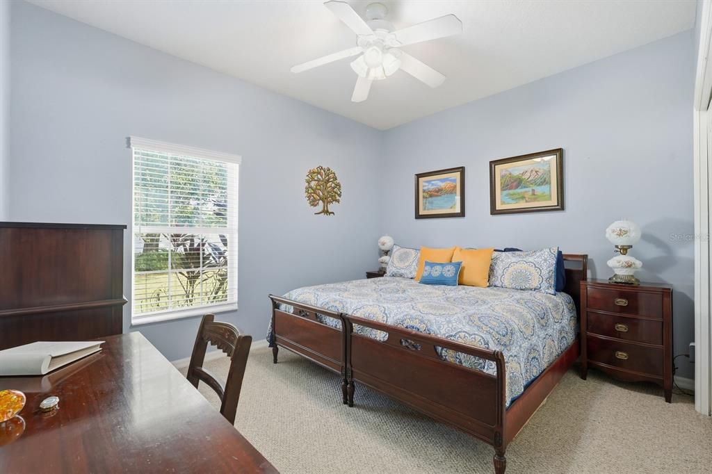 Activo con contrato: $409,000 (3 camas, 3 baños, 2669 Pies cuadrados)