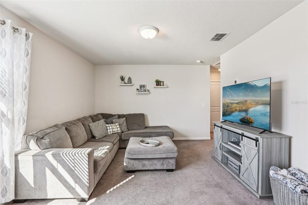 For Sale: $418,000 (4 beds, 3 baths, 2207 Square Feet)